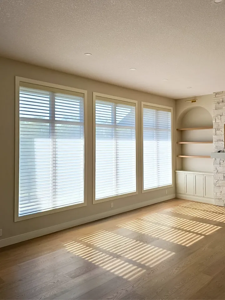 Why Choose Tri-Fold Blinds?